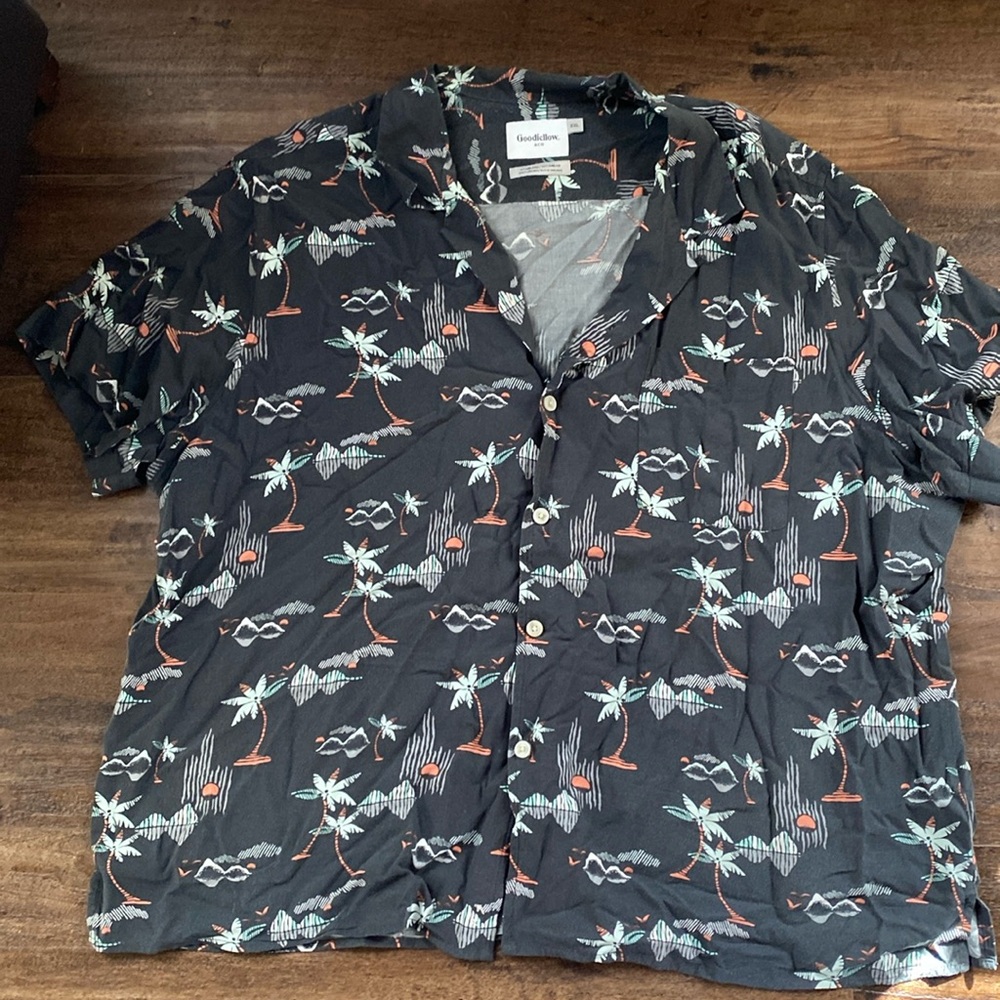 Hawaiian button down